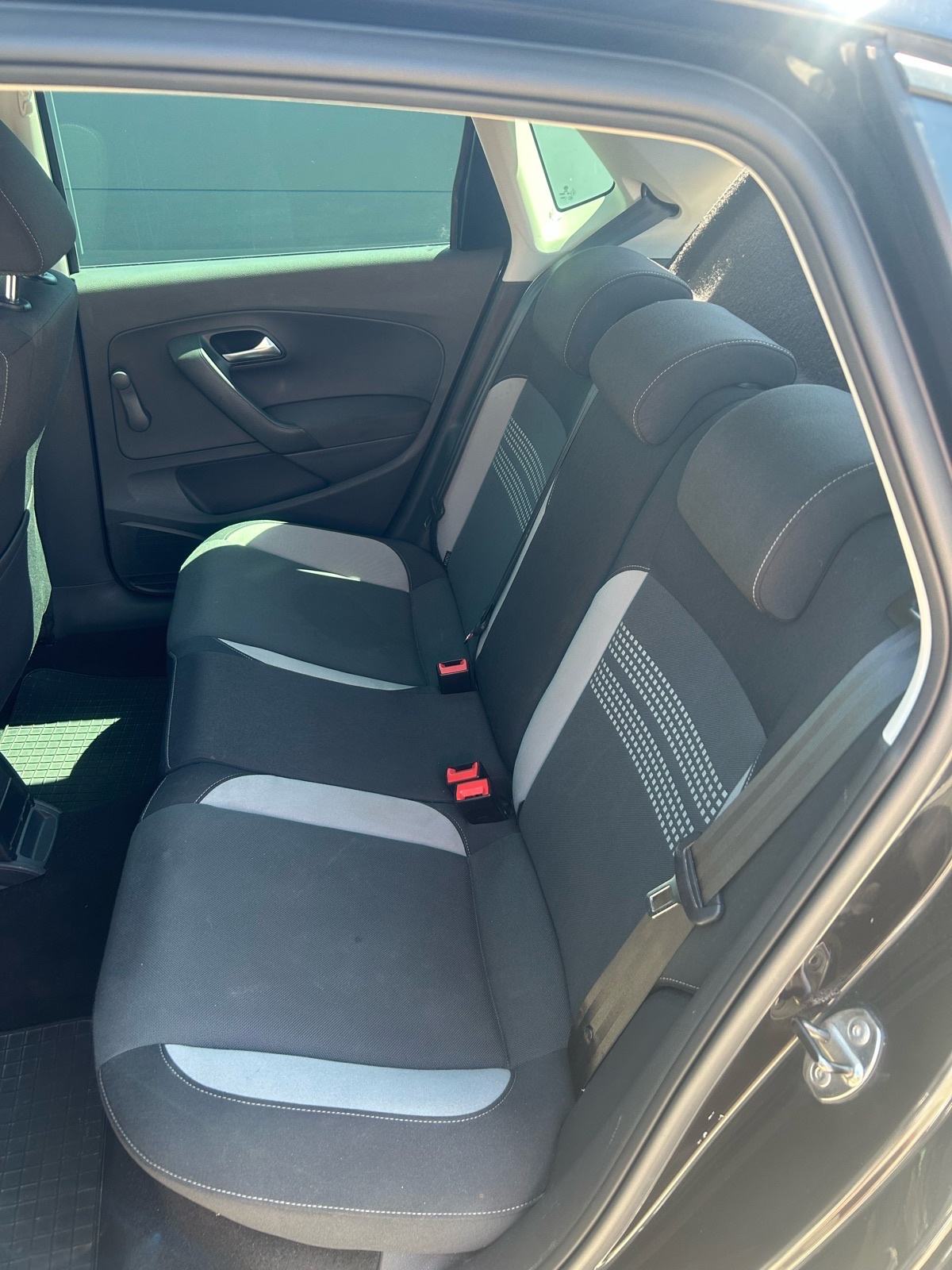 VW Polo 1,6 TDI reg.5/2027, fotografija 11