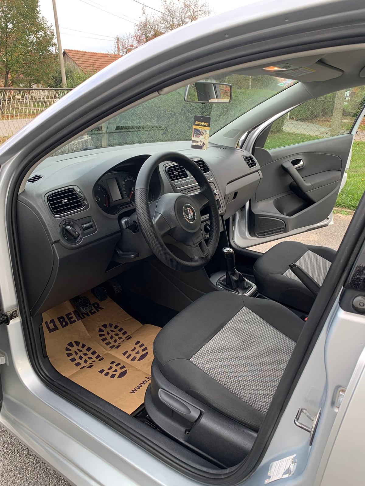 VW Polo 1,6 TDI, fotografija 10