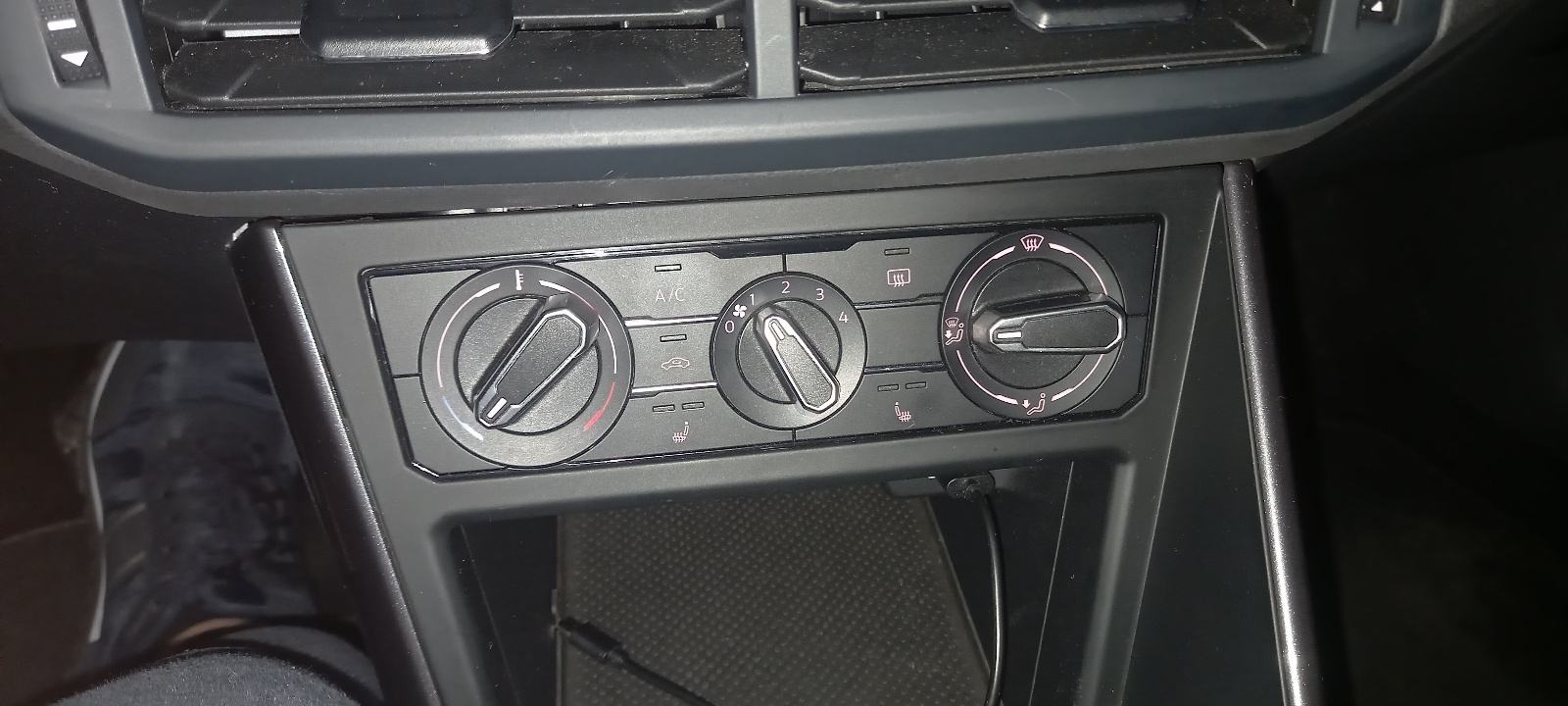 VW Polo 1,6 TDI, fotografija 13