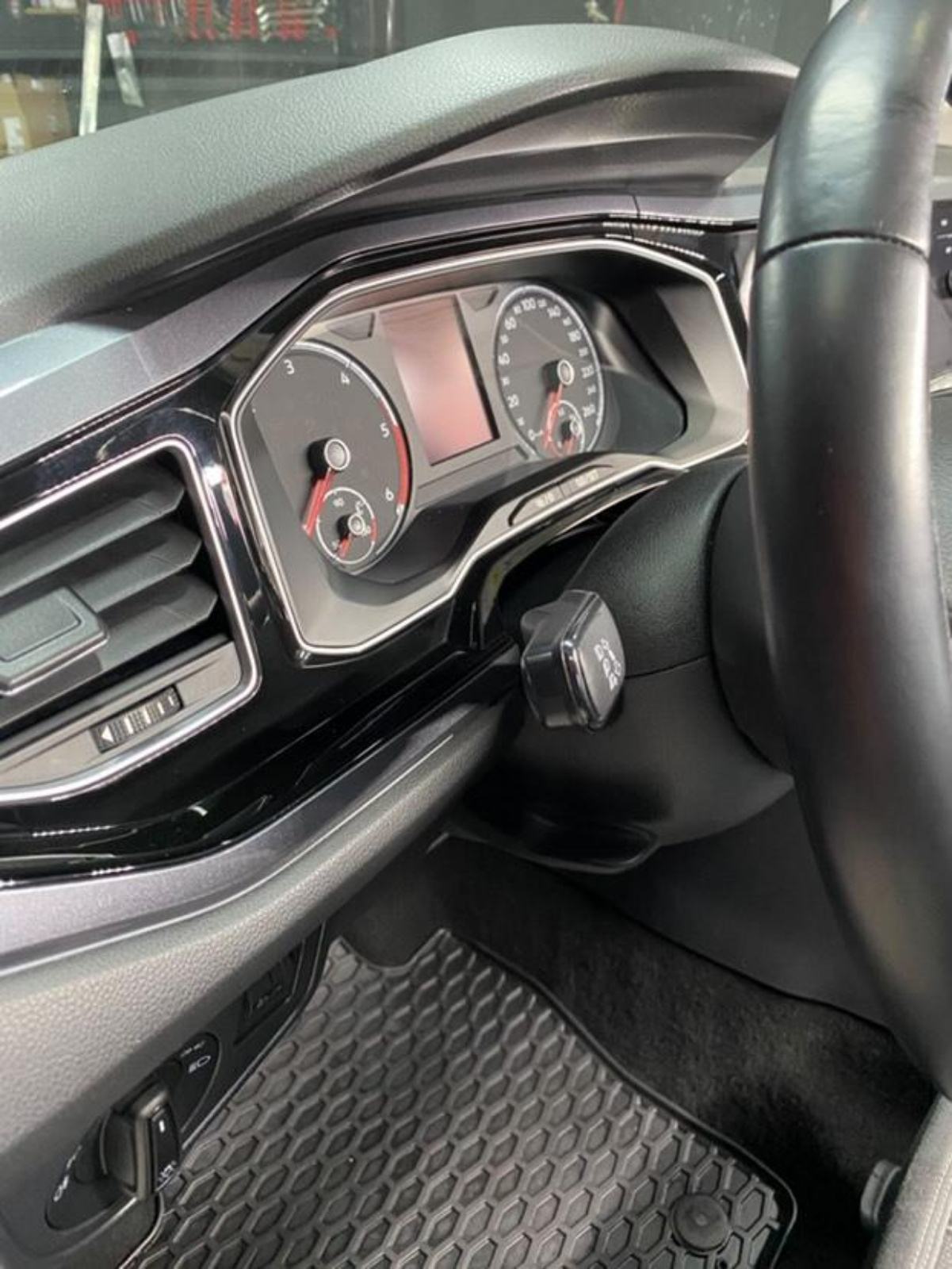 VW Polo 1,6 TDI, fotografija 9