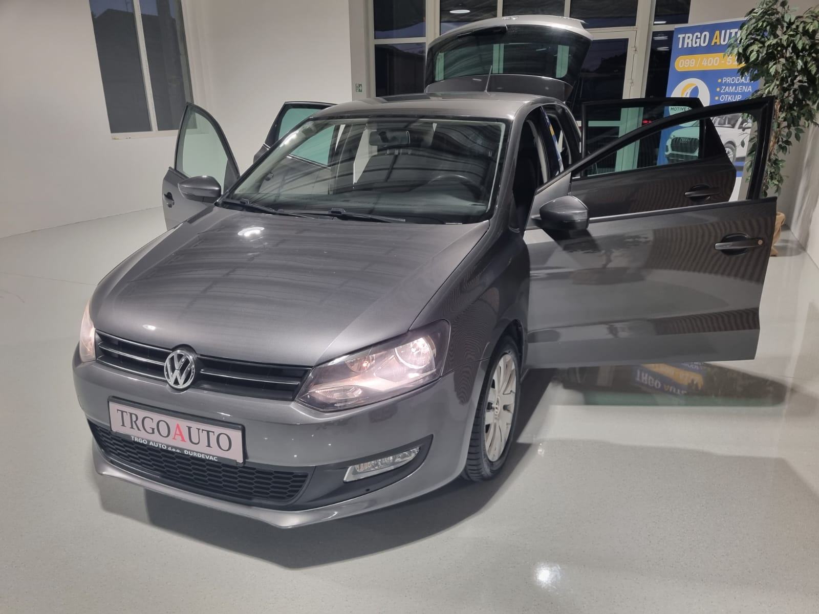 VW Polo 1,6 TDI *REGISTRIRAN 2/2027 - 4x ZIMSKE GUME*, fotografija 10