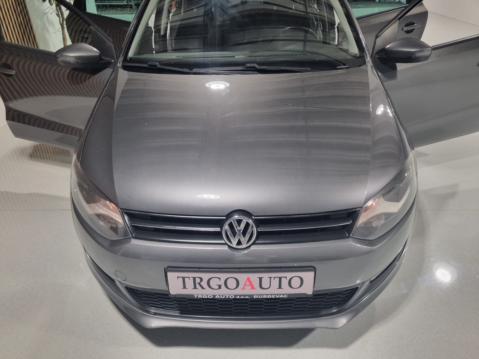 VW Polo 1,6 TDI *REGISTRIRAN 2/2027 - 4x ZIMSKE GUME*, fotografija 4