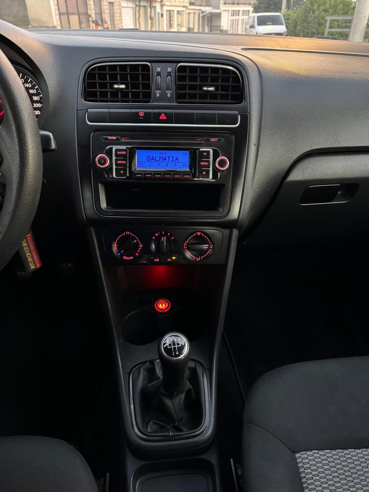 VW Polo 1,6 TDI Hr auto 213tkm Reg 5/27 klima izvrstan, fotografija 5