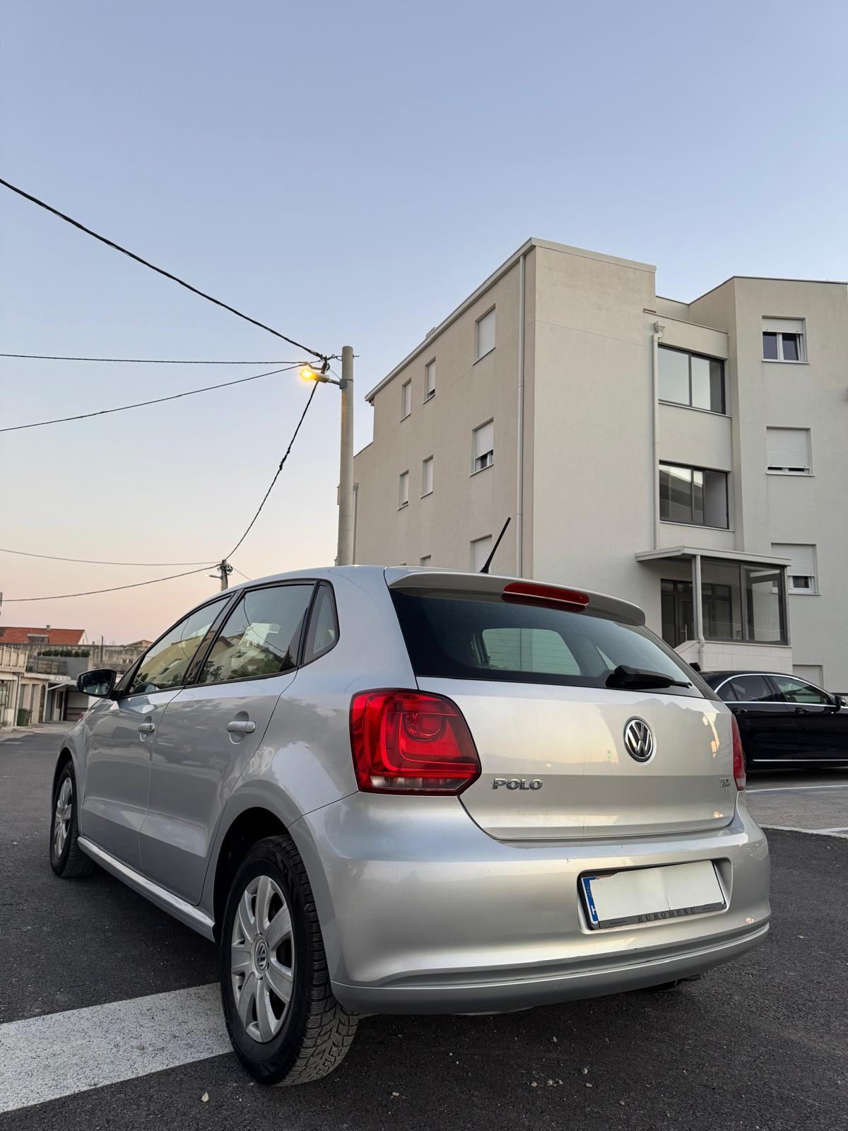 VW Polo 1,6 TDI Hr auto 213tkm Reg 5/27 klima izvrstan, fotografija 7