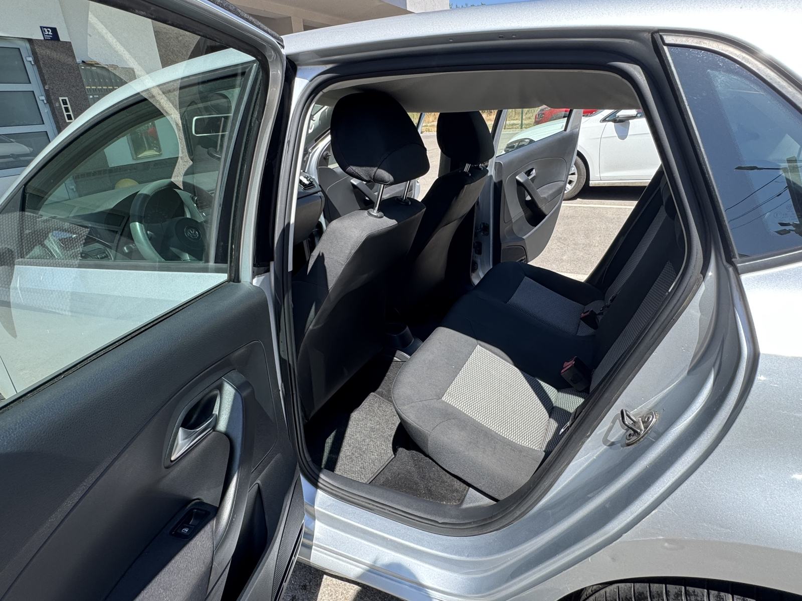 VW Polo 1,6 TDI, fotografija 8