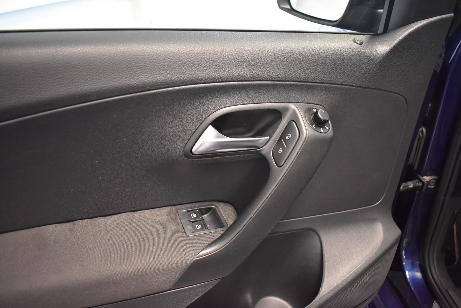 VW Polo 1,6 TDI, fotografija 14