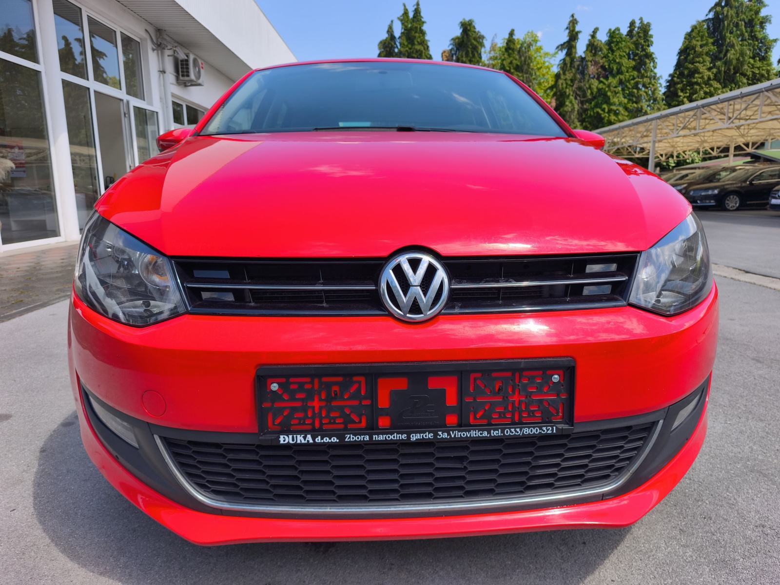 VW Polo 1,6 TDI TEMPOMAT KOŽNI VOLAN NADZOR GUMA PUTNI KOMPJUTER, fotografija 4