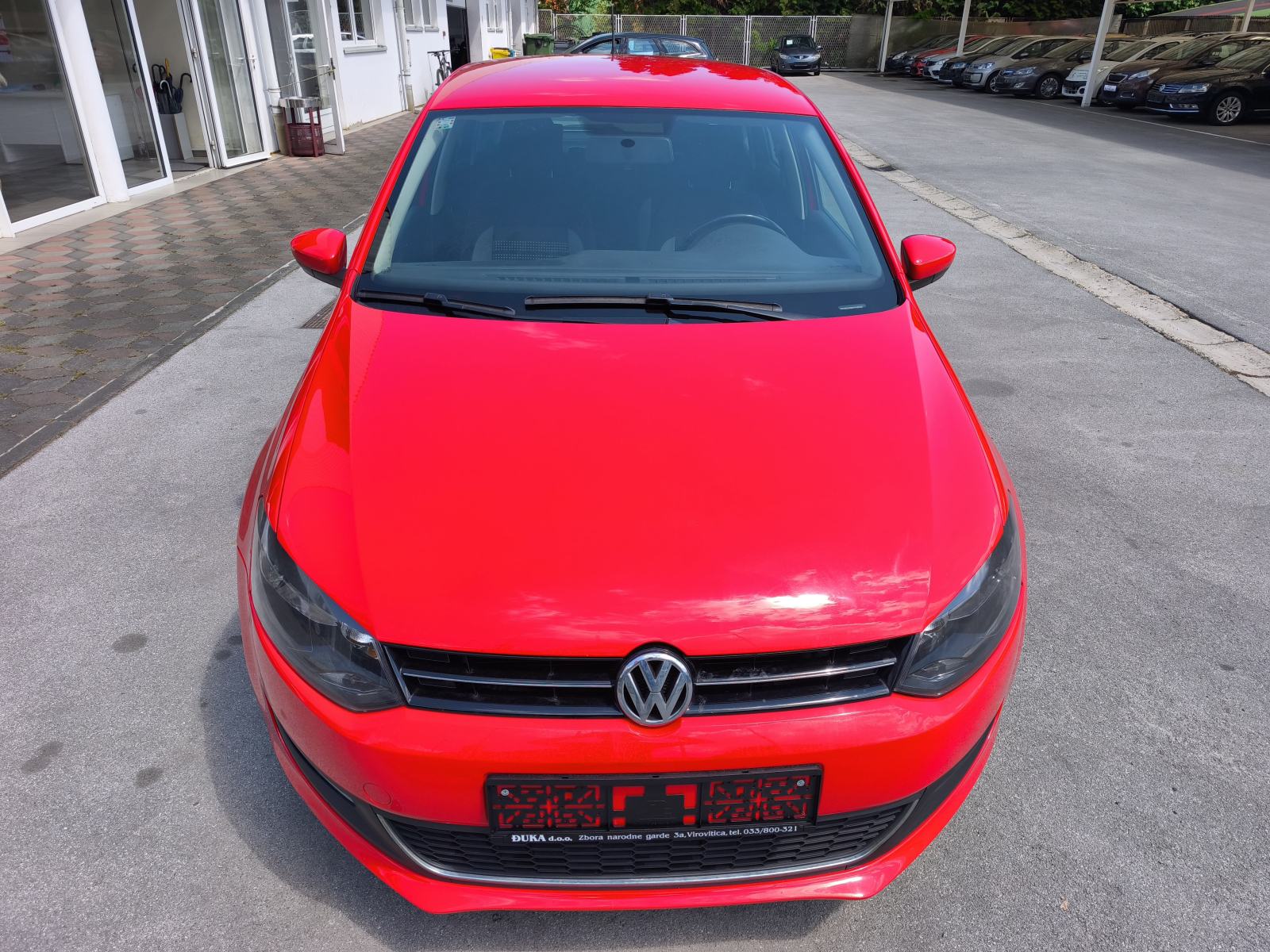 VW Polo 1,6 TDI TEMPOMAT KOŽNI VOLAN NADZOR GUMA PUTNI KOMPJUTER, fotografija 5