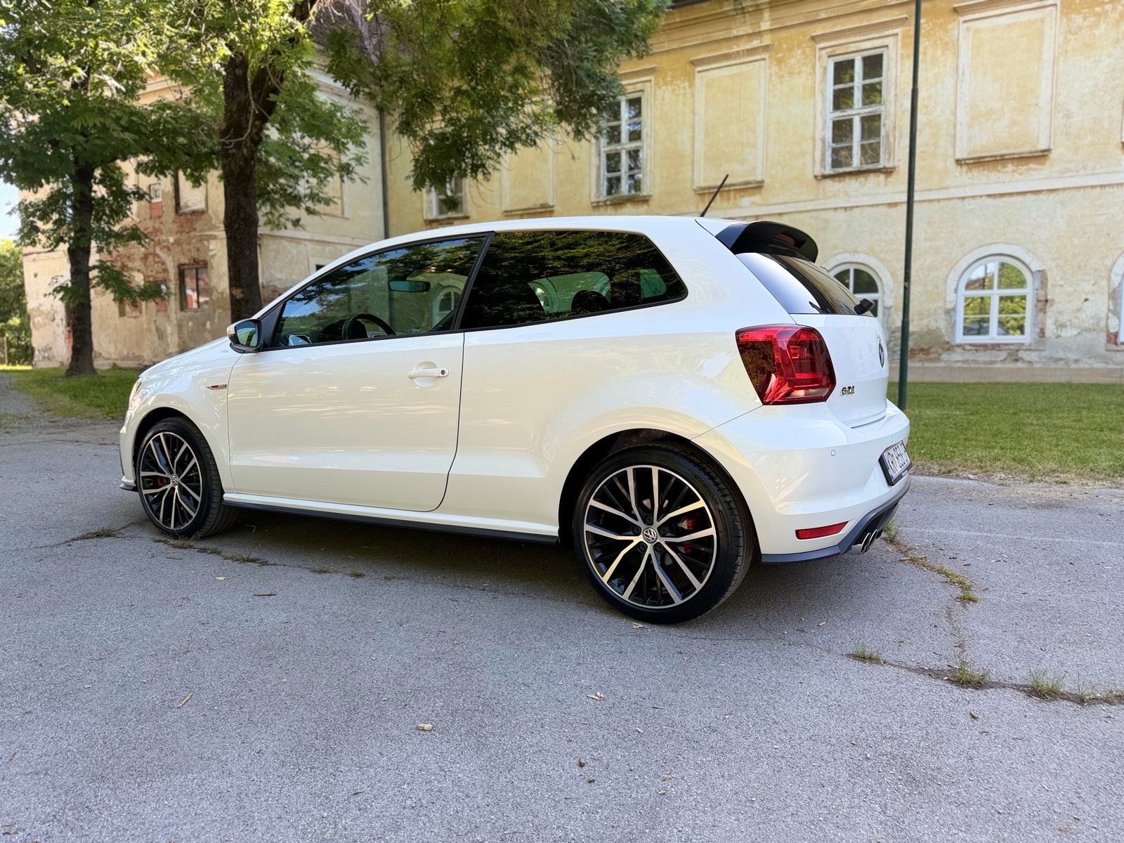VW Polo 1,8 GTI BMT, fotografija 2