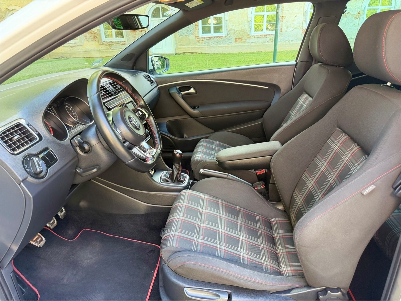 VW Polo 1,8 GTI BMT, fotografija 7