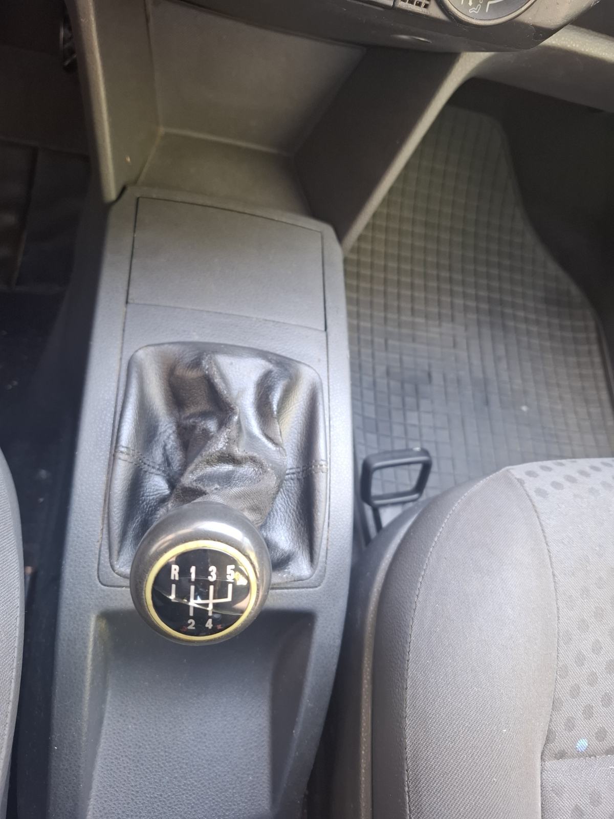 VW Polo 1.9 SDI, VRHUNSKI ! SAMO 153000 KM, POTVRDA O KM !, fotografija 8