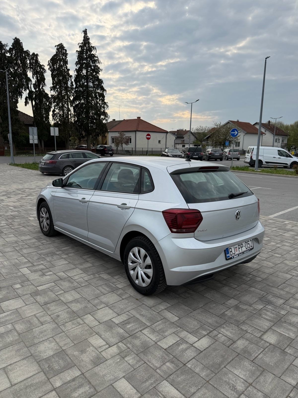 VW Polo 2020 1.6 tdi TOP STANJE!, fotografija 5