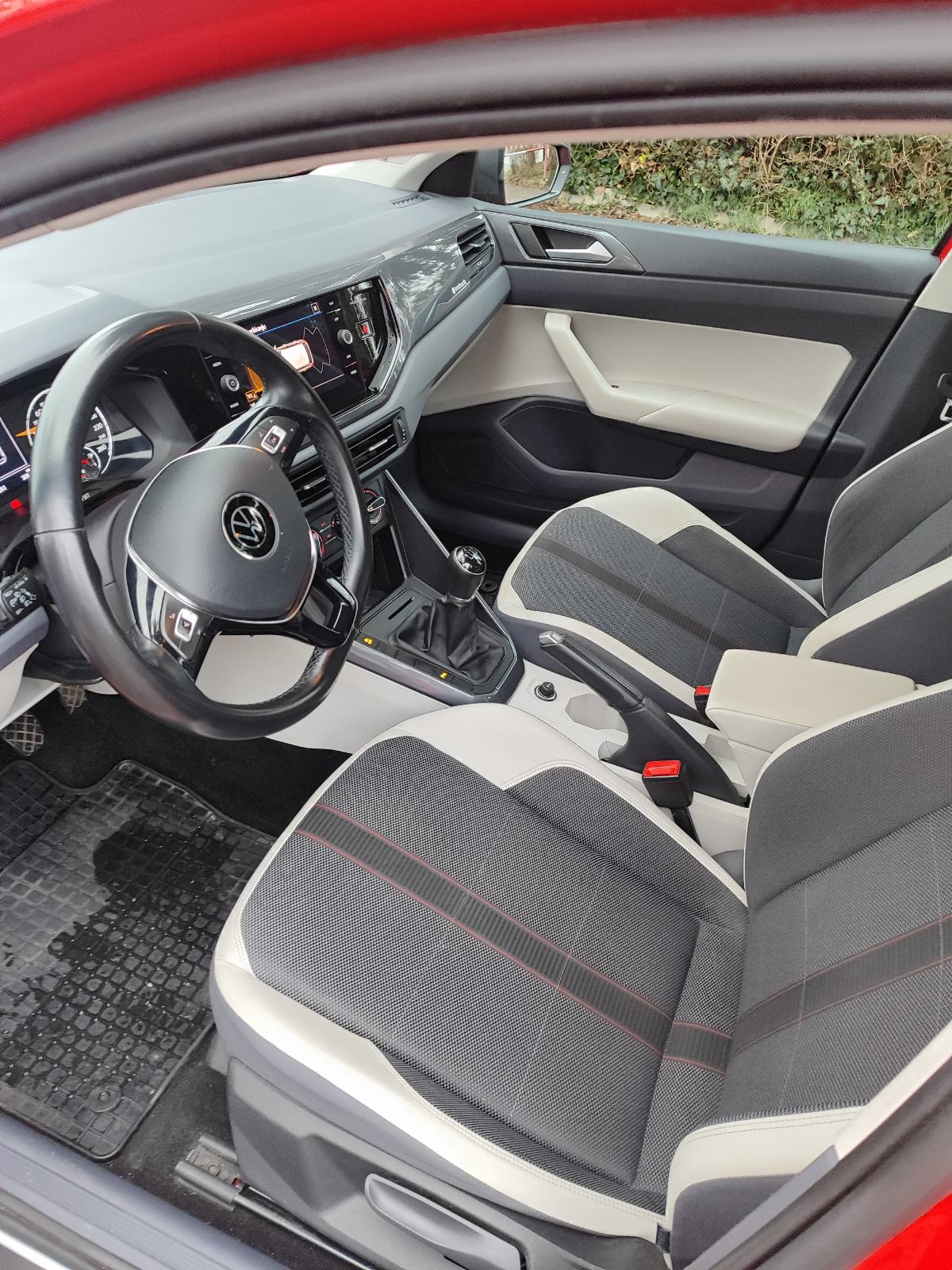 VW Polo "BEATS" 1.0TSI,1.VLASNIK,HR auto,OČUVAN, Reg03/27g, fotografija 17