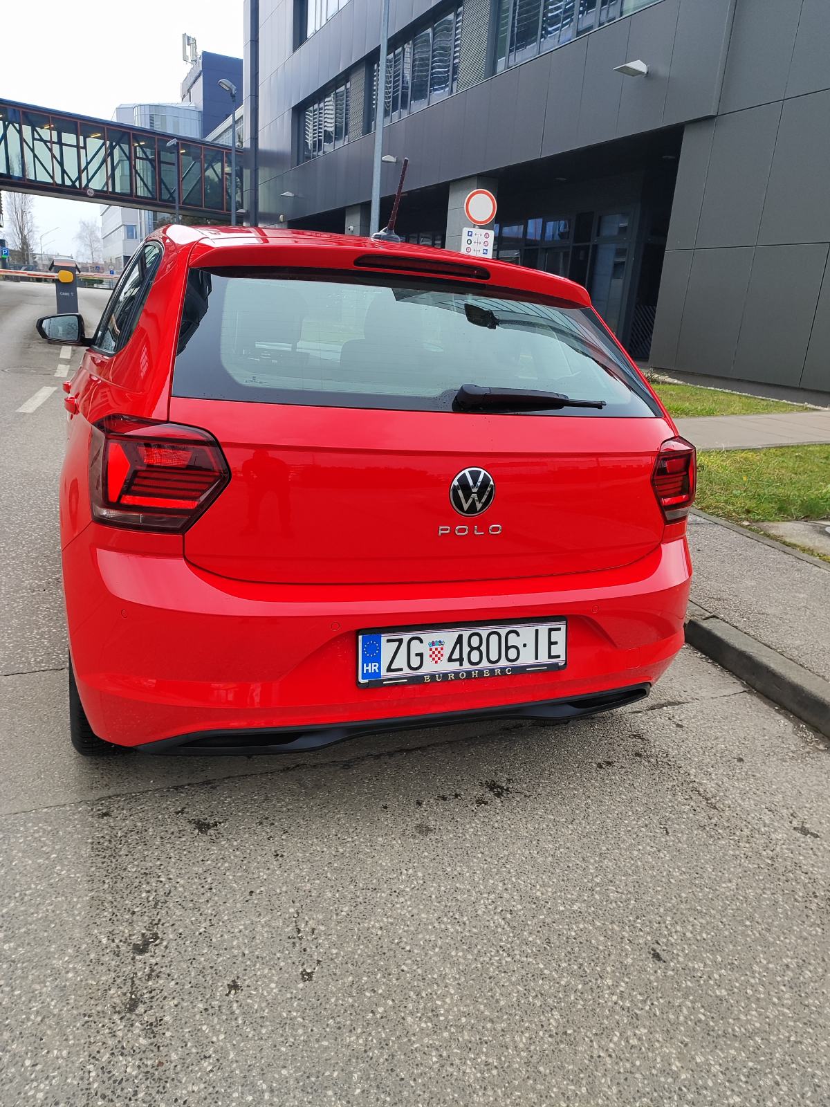 VW Polo "BEATS" 1.0TSI,1.VLASNIK,HR auto,OČUVAN, Reg03/27g, fotografija 8