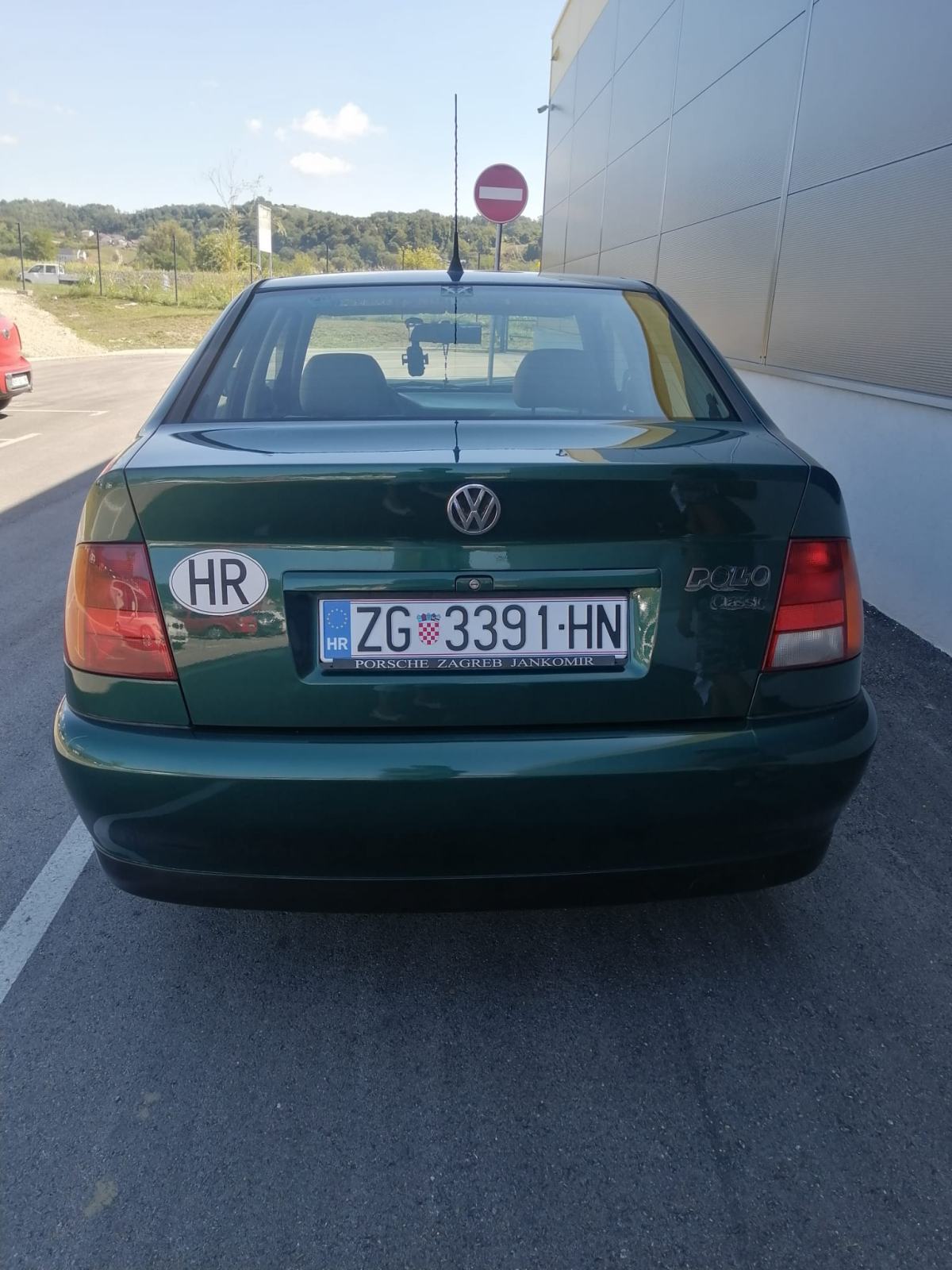 VW Polo Classic 1.4i – 1. vlasnik, garažiran, reg. 02/2027, fotografija 4