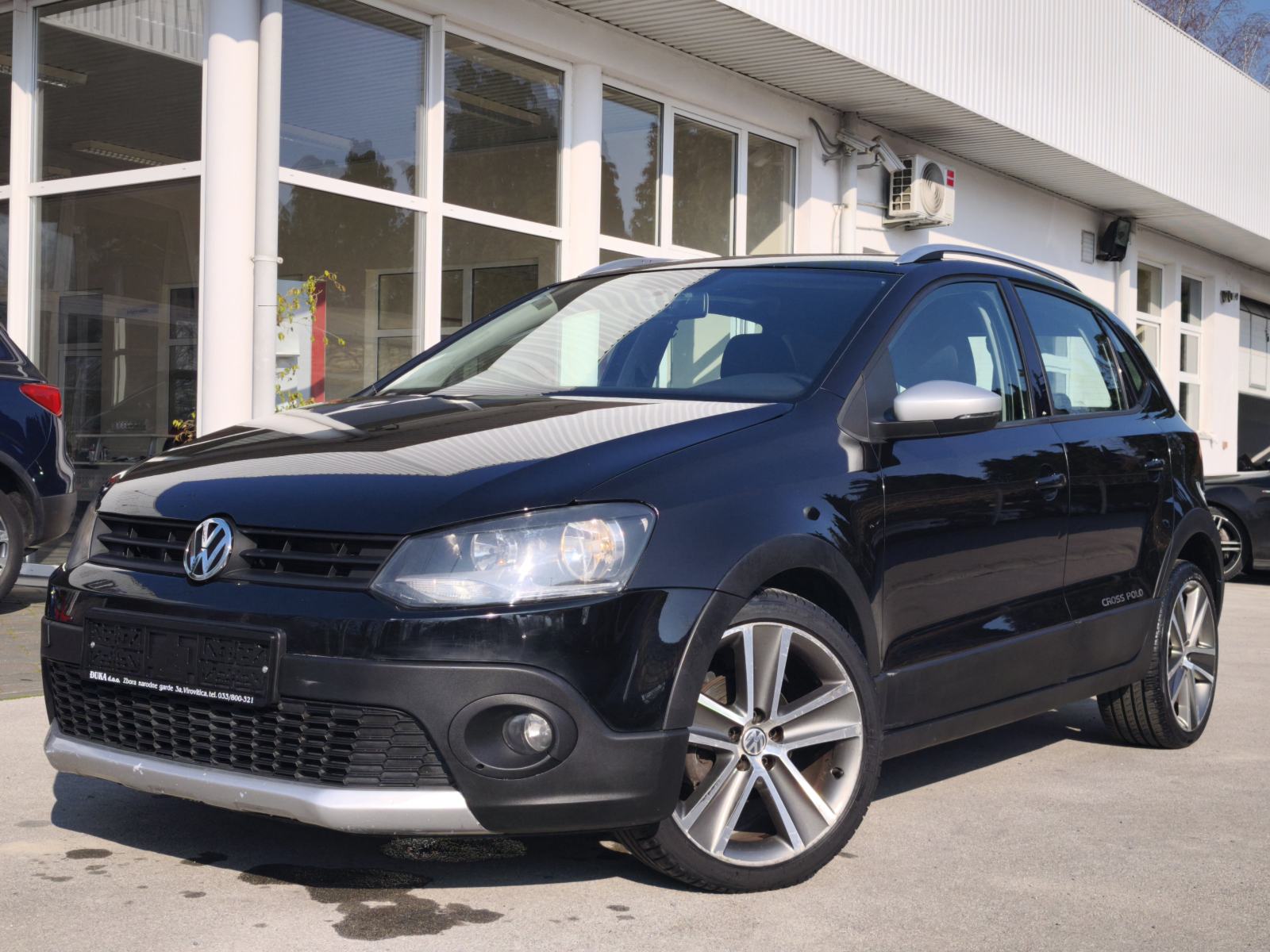 VW Polo CROSS 1,6 TDI AUTOMATSKA KLIMA CRNO NEBO PUTNI KOMPJUTER, fotografija 6