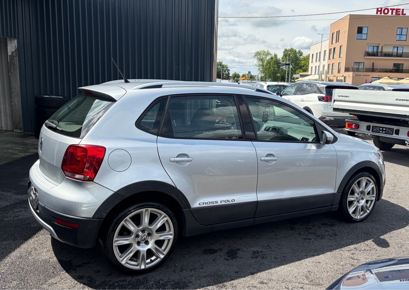 VW POLO CROSS 1.6 TDI REGISTRIRAN, fotografija 3