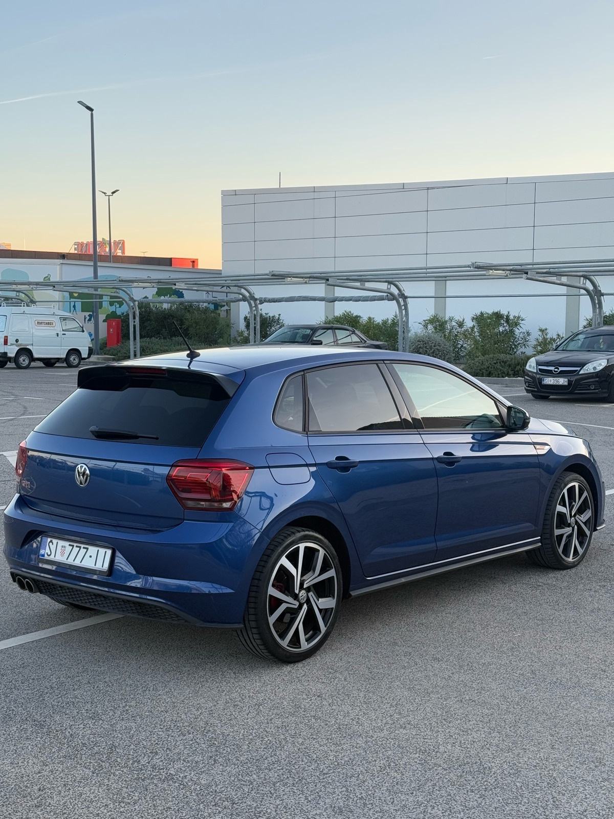 VW Polo GTI 2.0 TSI DSG, fotografija 4