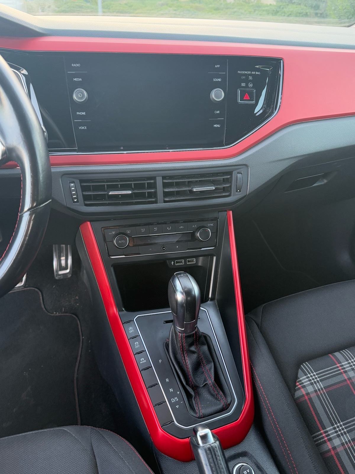 VW Polo GTI 2.0 TSI DSG, fotografija 16