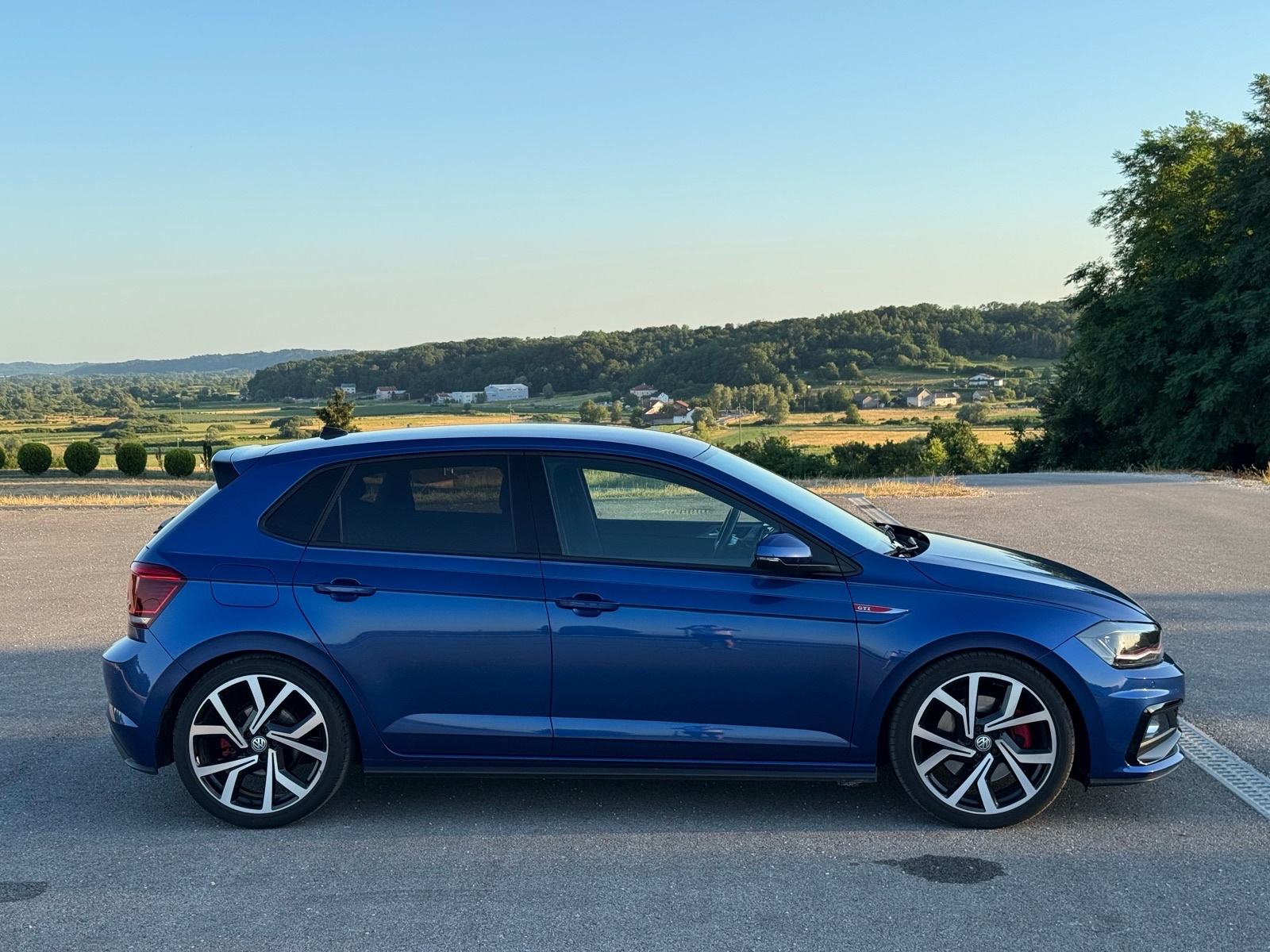 VW Polo GTI DSG, kamera, beats, virtual, keyless, pogled izvana - slika 4
