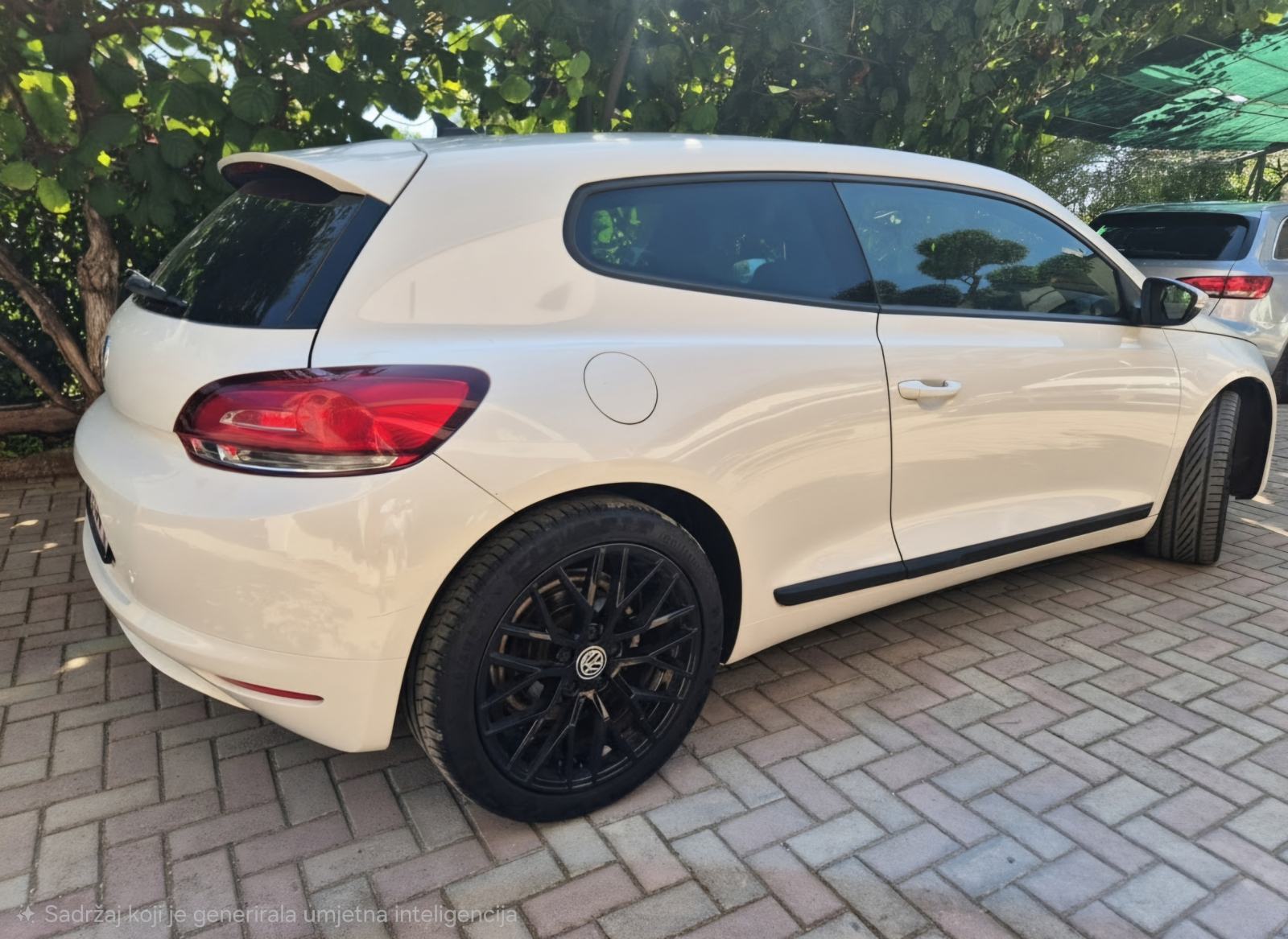 VW Scirocco 2,0 TDI automatik, fotografija 4
