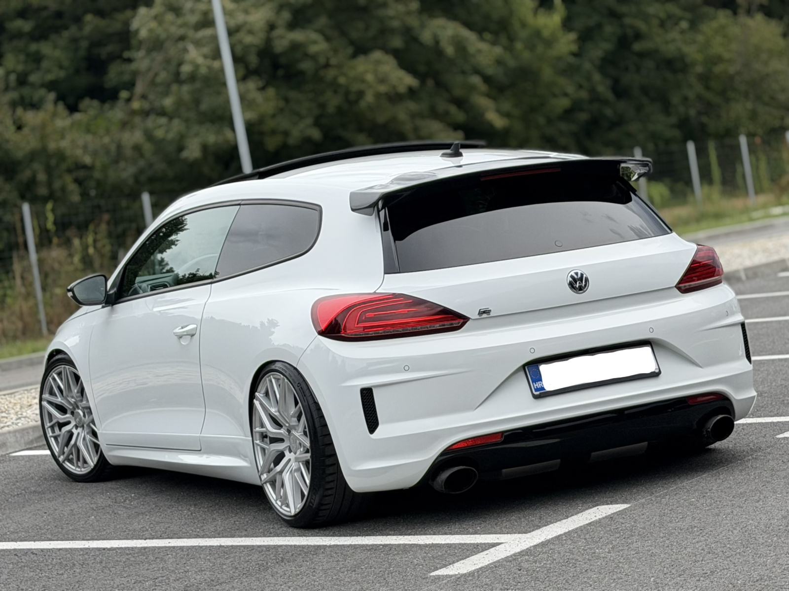 VW SCIROCCO R-280KS-REDIZAJN-BULL-X-KW-XENON-FULL, fotografija 4