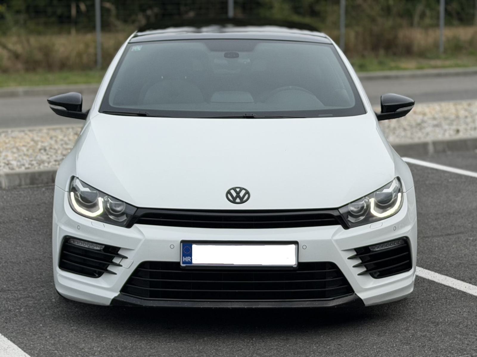 VW SCIROCCO R-280KS-REDIZAJN-BULL-X-KW-XENON-FULL, fotografija 3