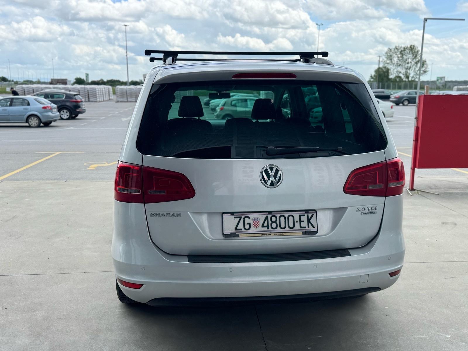 VW Sharan 2,0 TDI 7 sjedala reg 5/2027, fotografija 5
