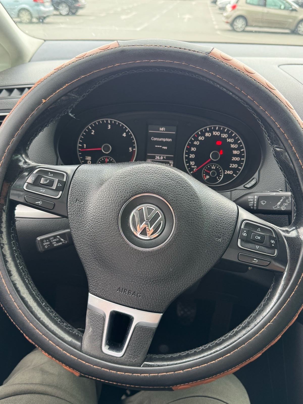 VW Sharan 2,0 TDI 7 sjedala reg 5/2027, fotografija 6