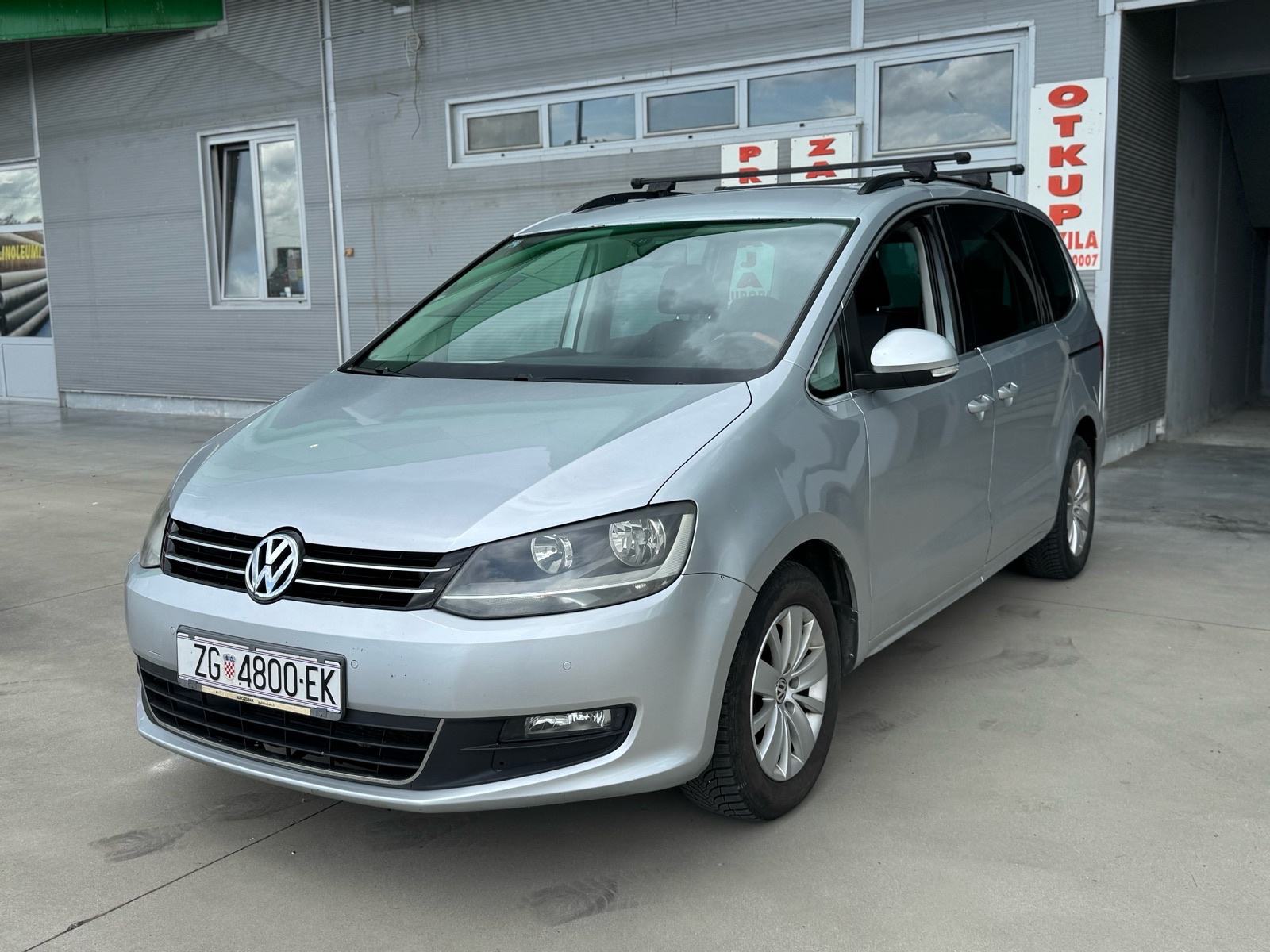 VW Sharan 2,0 TDI 7 sjedala reg 5/2027, fotografija 8