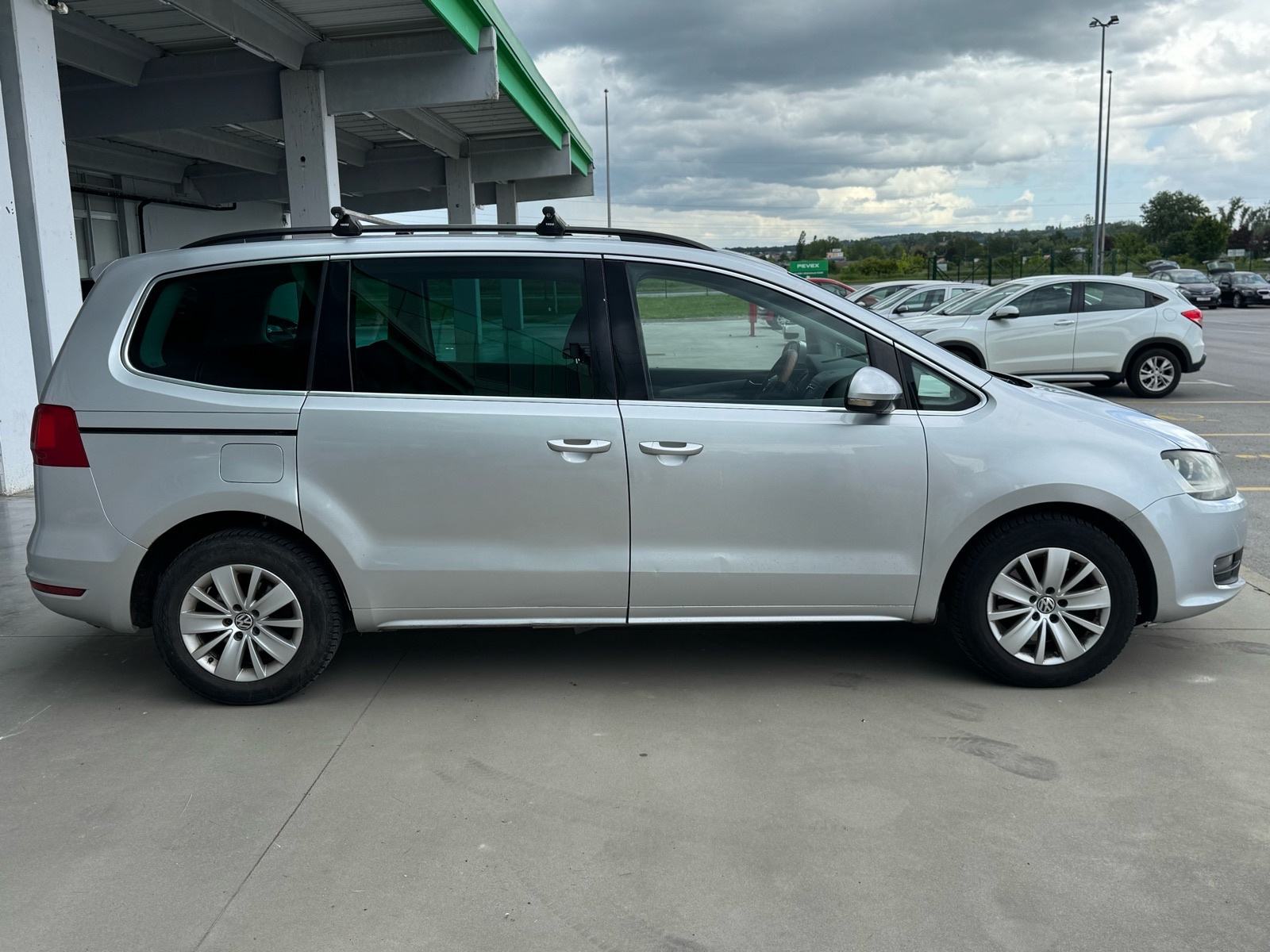 VW Sharan 2,0 TDI 7 sjedala reg 5/2027, fotografija 10