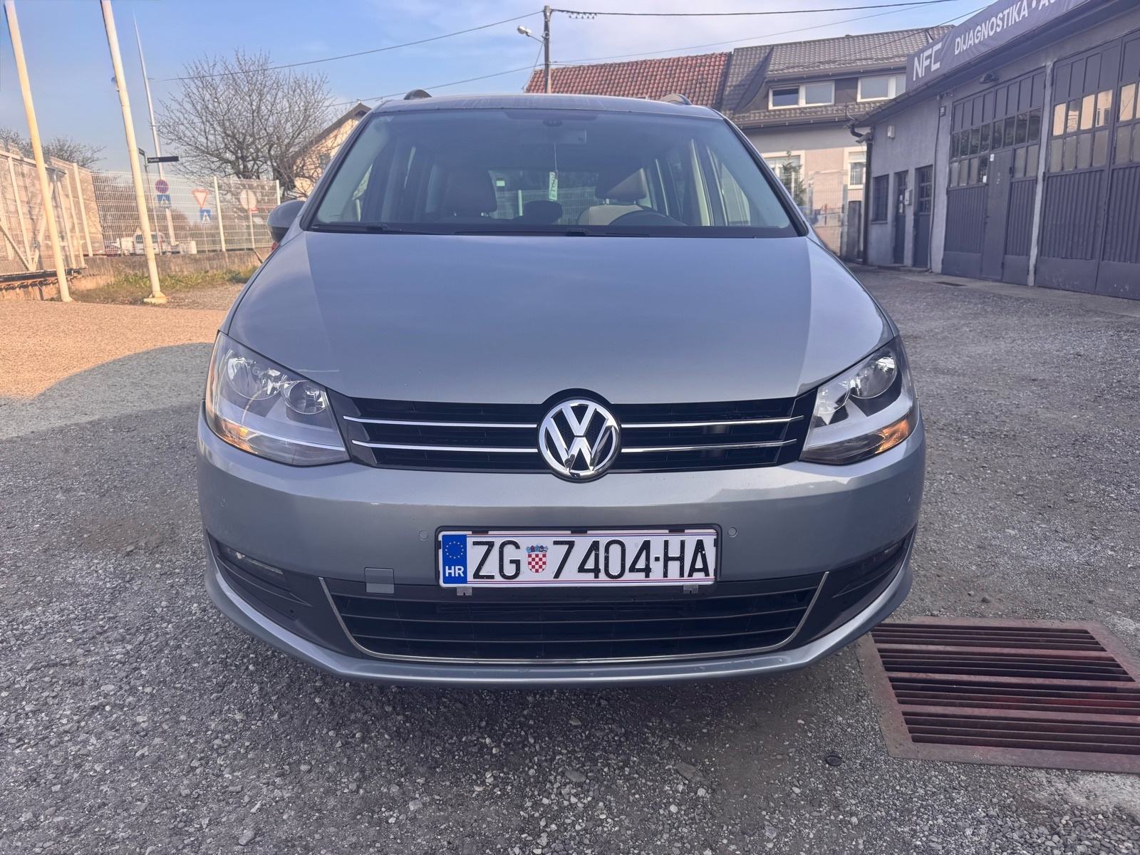 VW Sharan 2,0 TDI BMT 4 MOTION 7 sjedala, fotografija 2