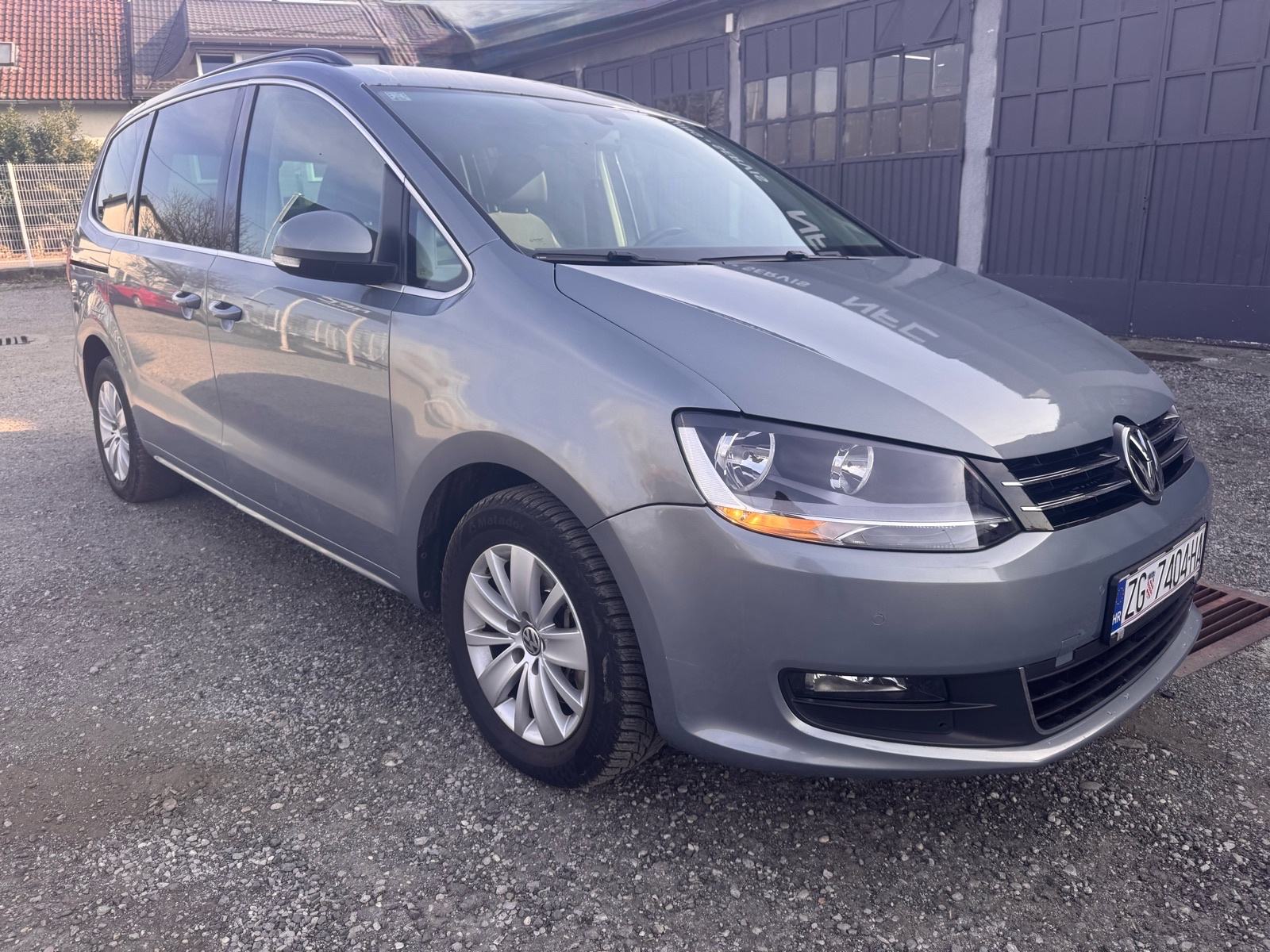 VW Sharan 2,0 TDI BMT 4 MOTION 7 sjedala, fotografija 3