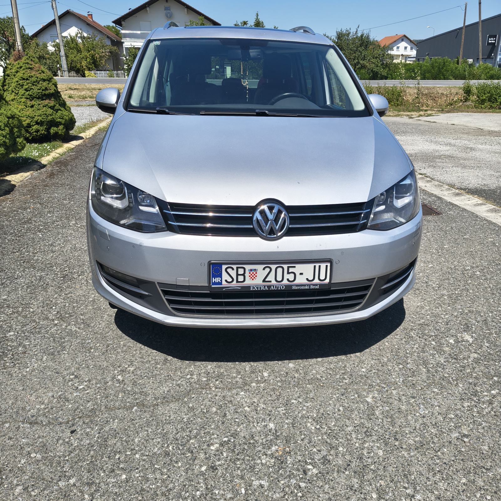VW Sharan 2,0 TDI BMT, fotografija 2