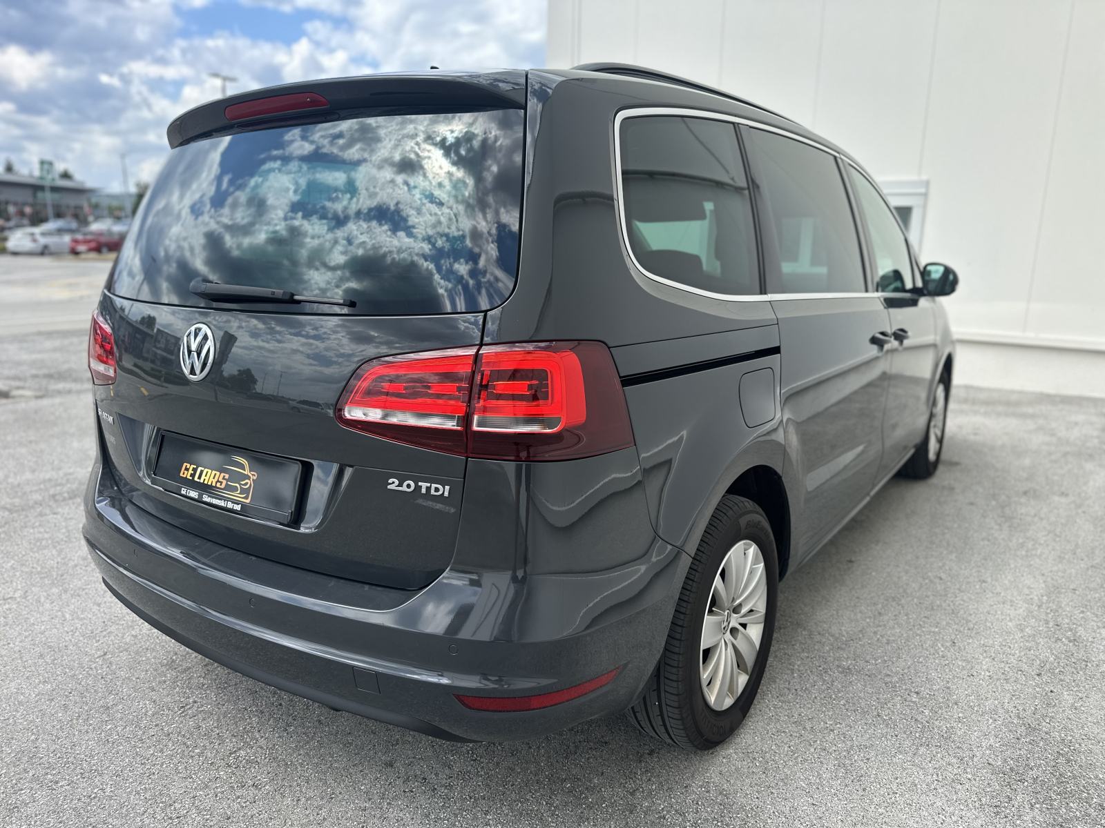 VW Sharan 2,0 TDI BUSINESS DSG/F1/PARK PILOT/TEMPOMAT/EL.PRTLJAŽNIK, fotografija 6