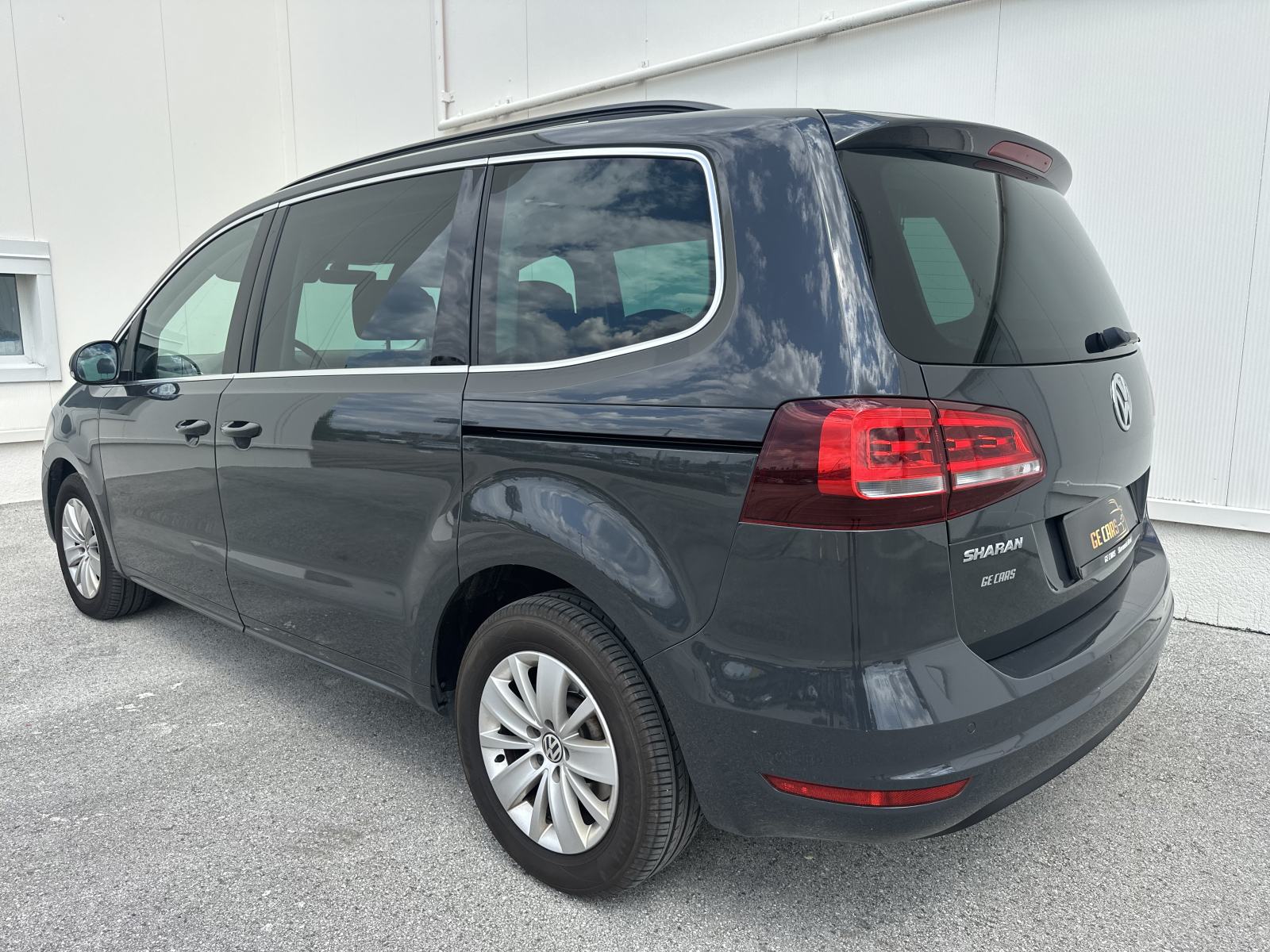 VW Sharan 2,0 TDI BUSINESS DSG/F1/PARK PILOT/TEMPOMAT/EL.PRTLJAŽNIK, fotografija 5
