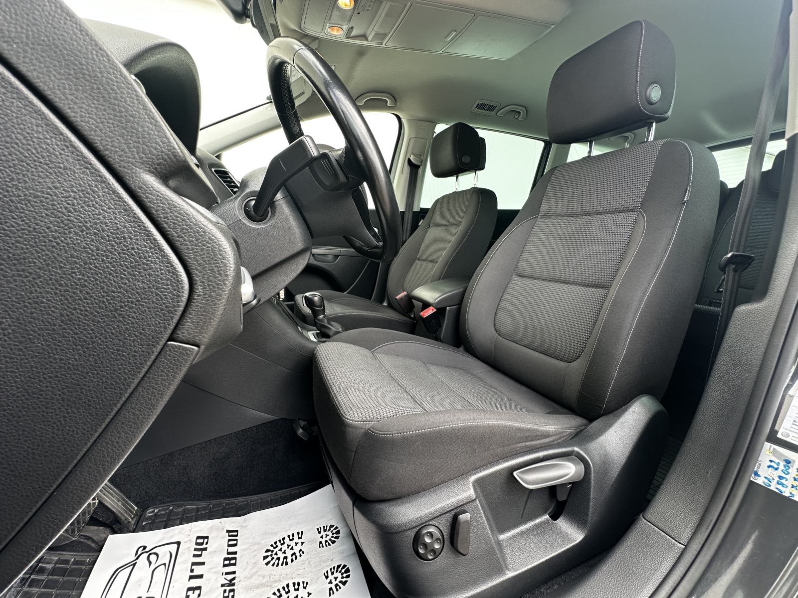 VW Sharan 2,0 TDI BUSINESS DSG/F1/PARK PILOT/TEMPOMAT/EL.PRTLJAŽNIK, fotografija 8