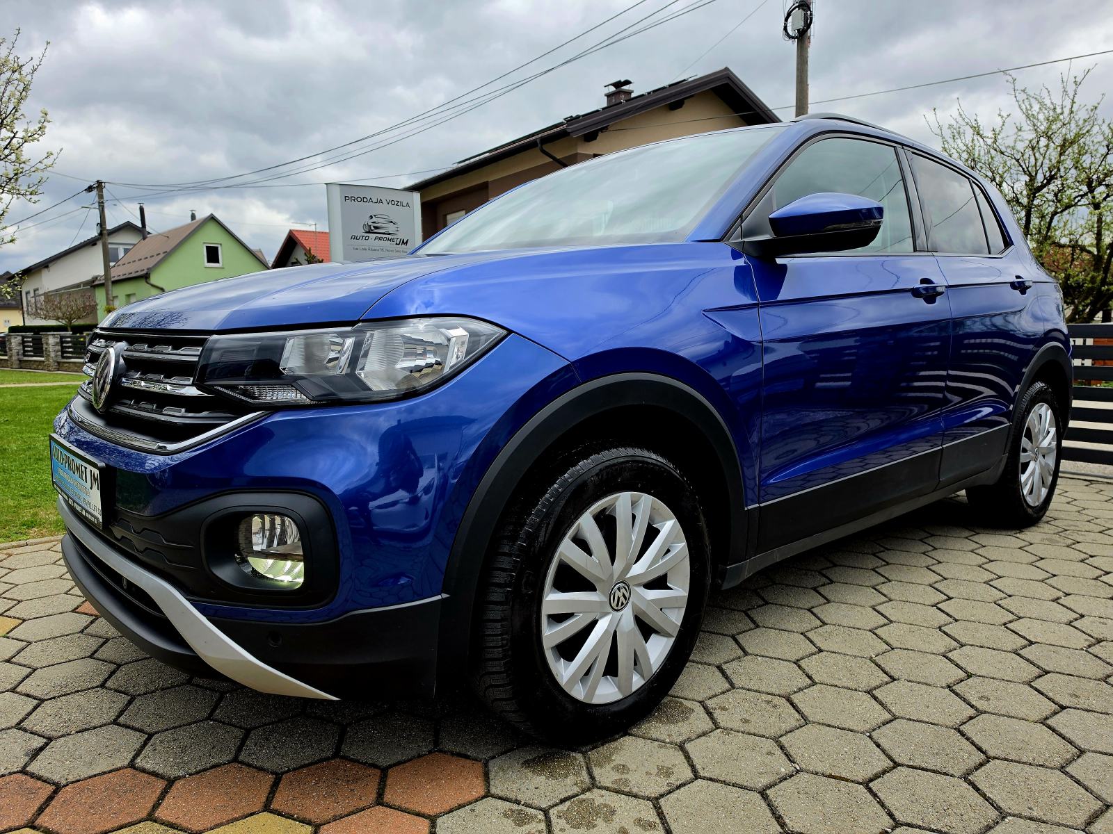 VW T-Cross 1,0 BENZIN,,ODLIČAN,,SERVISNA,,73330KM, fotografija 2