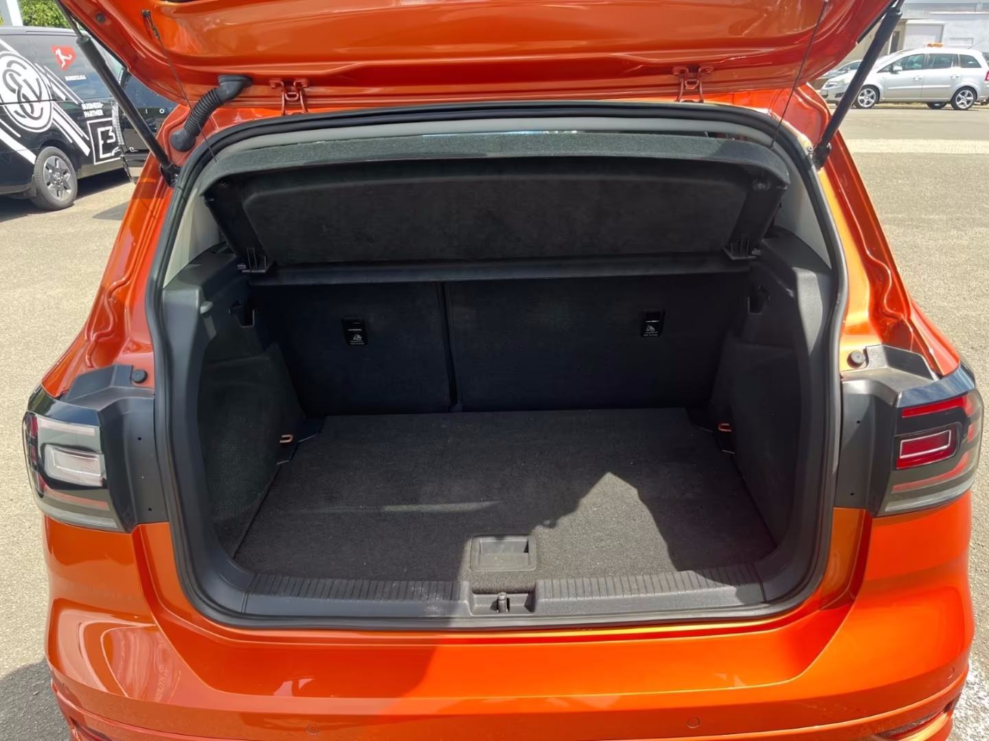 VW T-Cross 1,0 ⭐️TSI ⭐️DSG⭐️Style R-Line Paket⭐️MATRIX LED⭐️, fotografija 7
