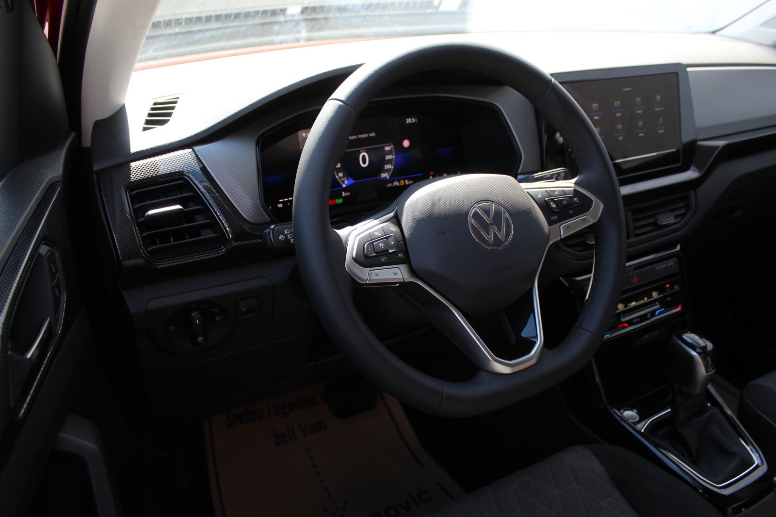 VW T-Cross 1,0 TSI automatik, fotografija 9
