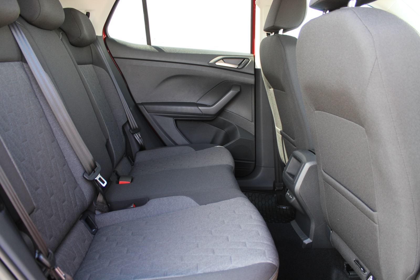 VW T-Cross 1,0 TSI automatik, fotografija 13
