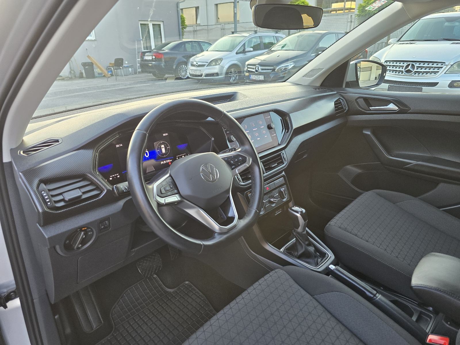 VW T-CROSS 1,0 TSI * DSG * 33 000 KM * 2023.G. * PDV * LIZING *JAMSTVO, fotografija 12