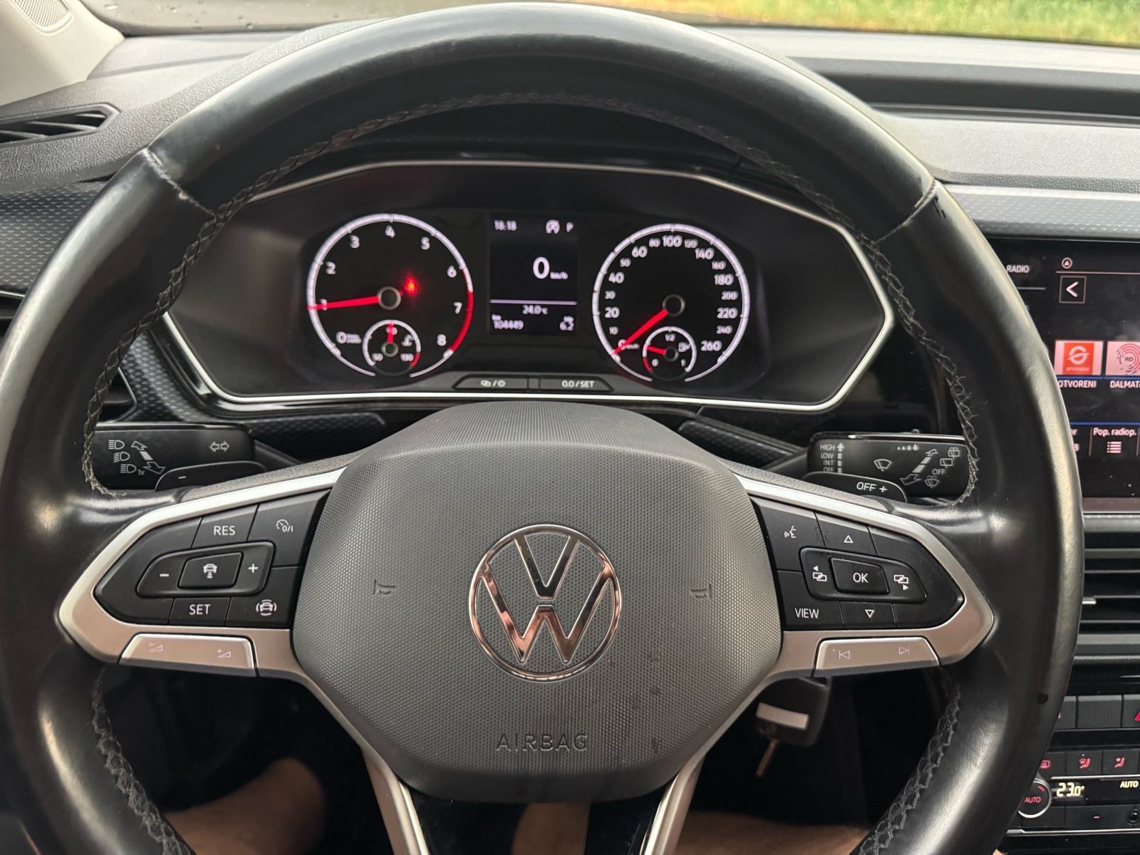VW T-Cross 1,0 TSI DSG LIFE_MATRIX_ACC_ LED_ United 103000 km, fotografija 16