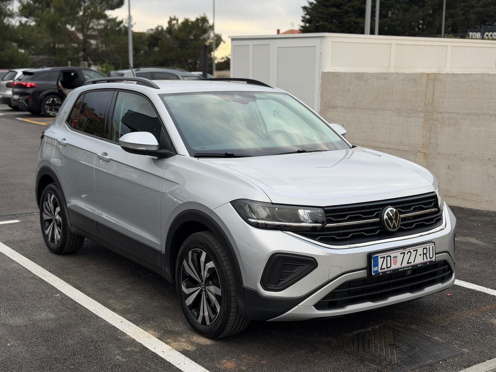 VW T-Cross 1,0 TSI DSG ,LIFE PLUS ,2500 KM !!, fotografija 2