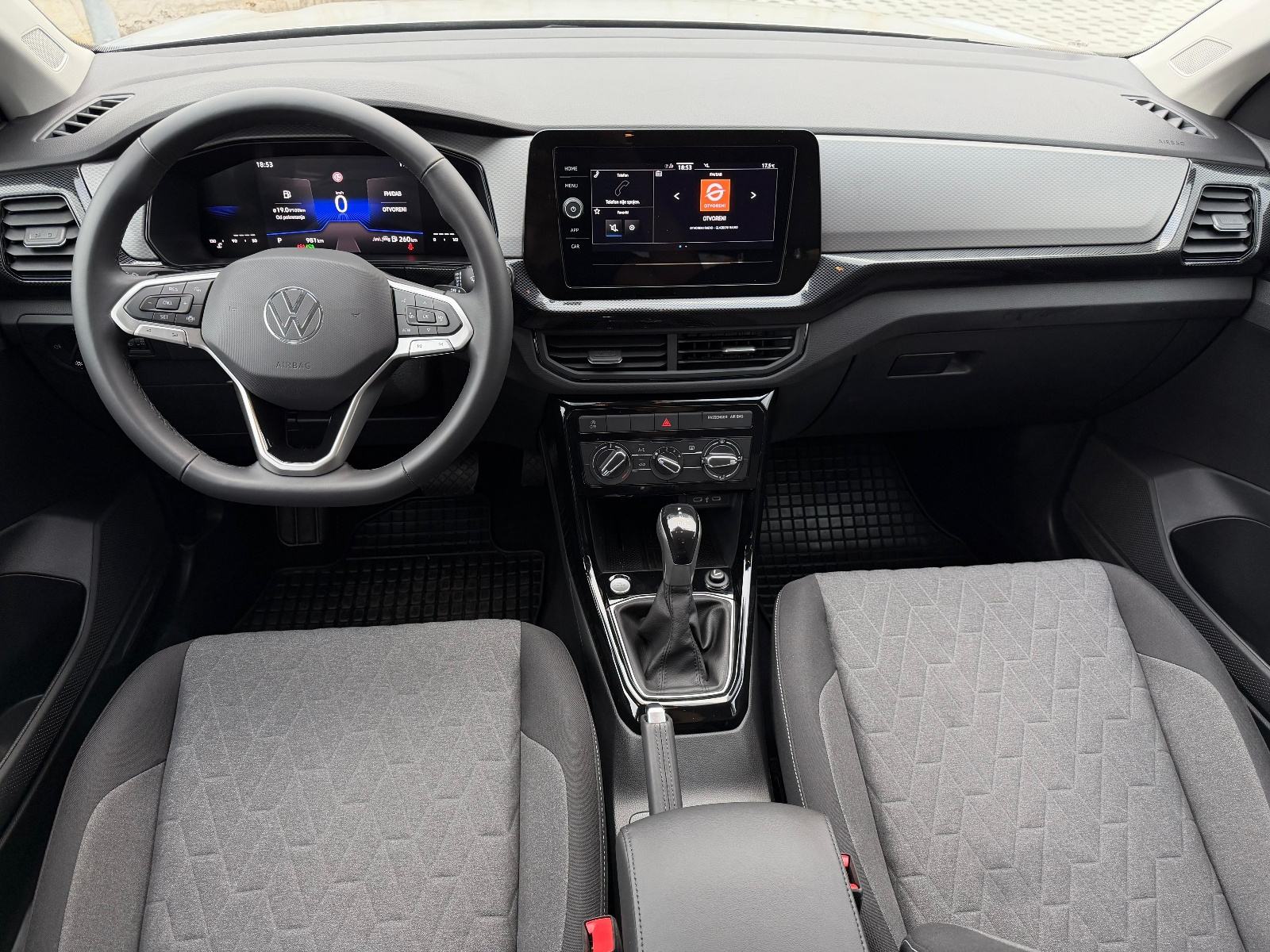 VW T-Cross 1,0 TSI DSG ,LIFE PLUS ,2500 KM !!, fotografija 5