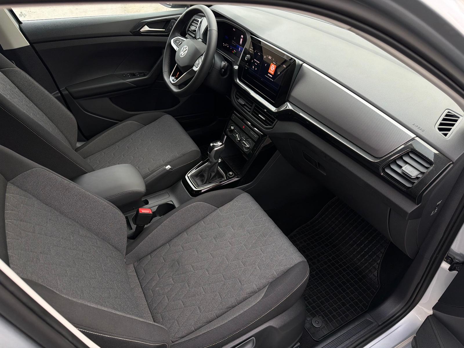 VW T-Cross 1,0 TSI DSG ,LIFE PLUS ,2500 KM !!, fotografija 7