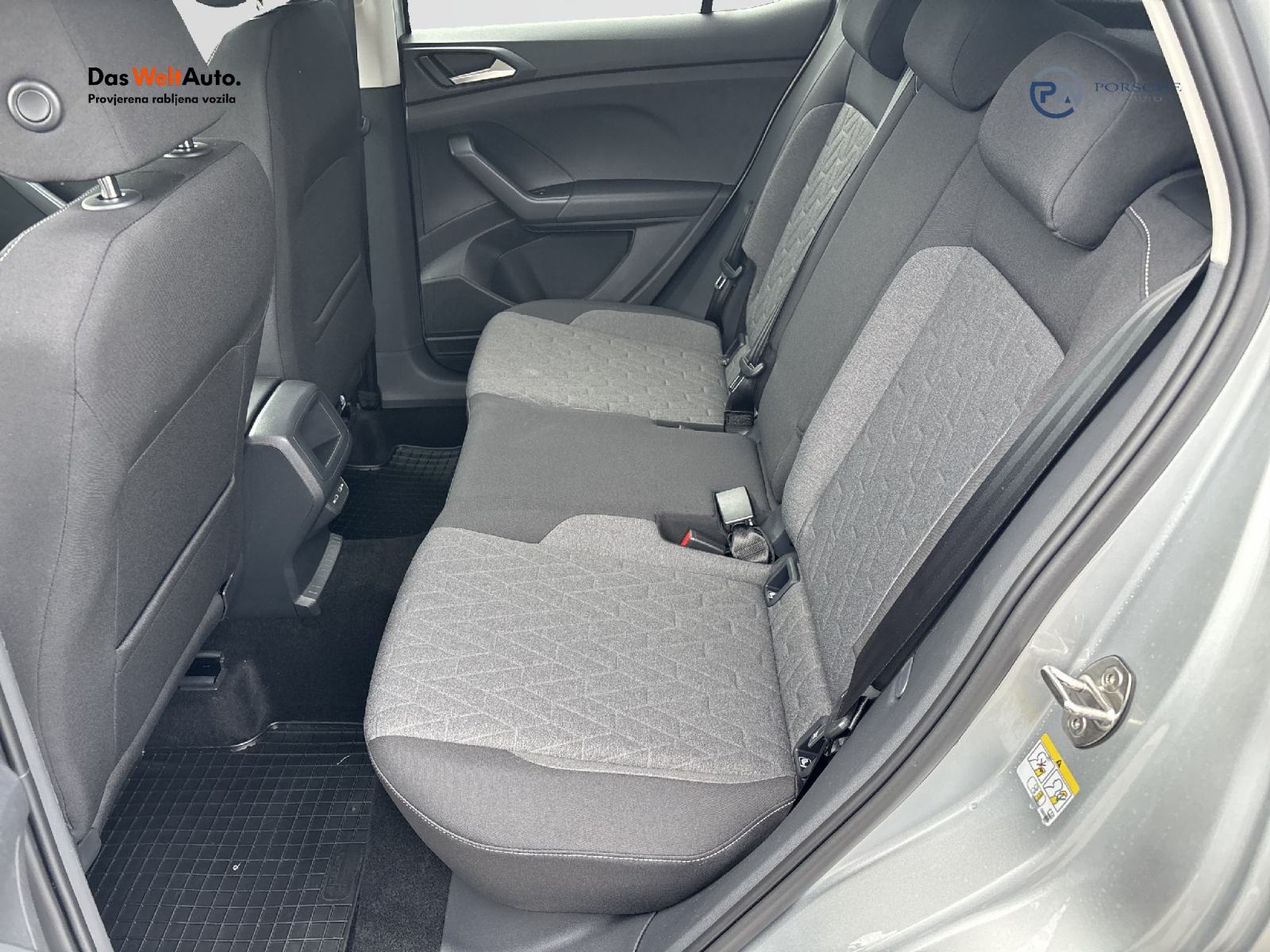 VW T-Cross 1.0 TSI DSG Life Plus, fotografija 11