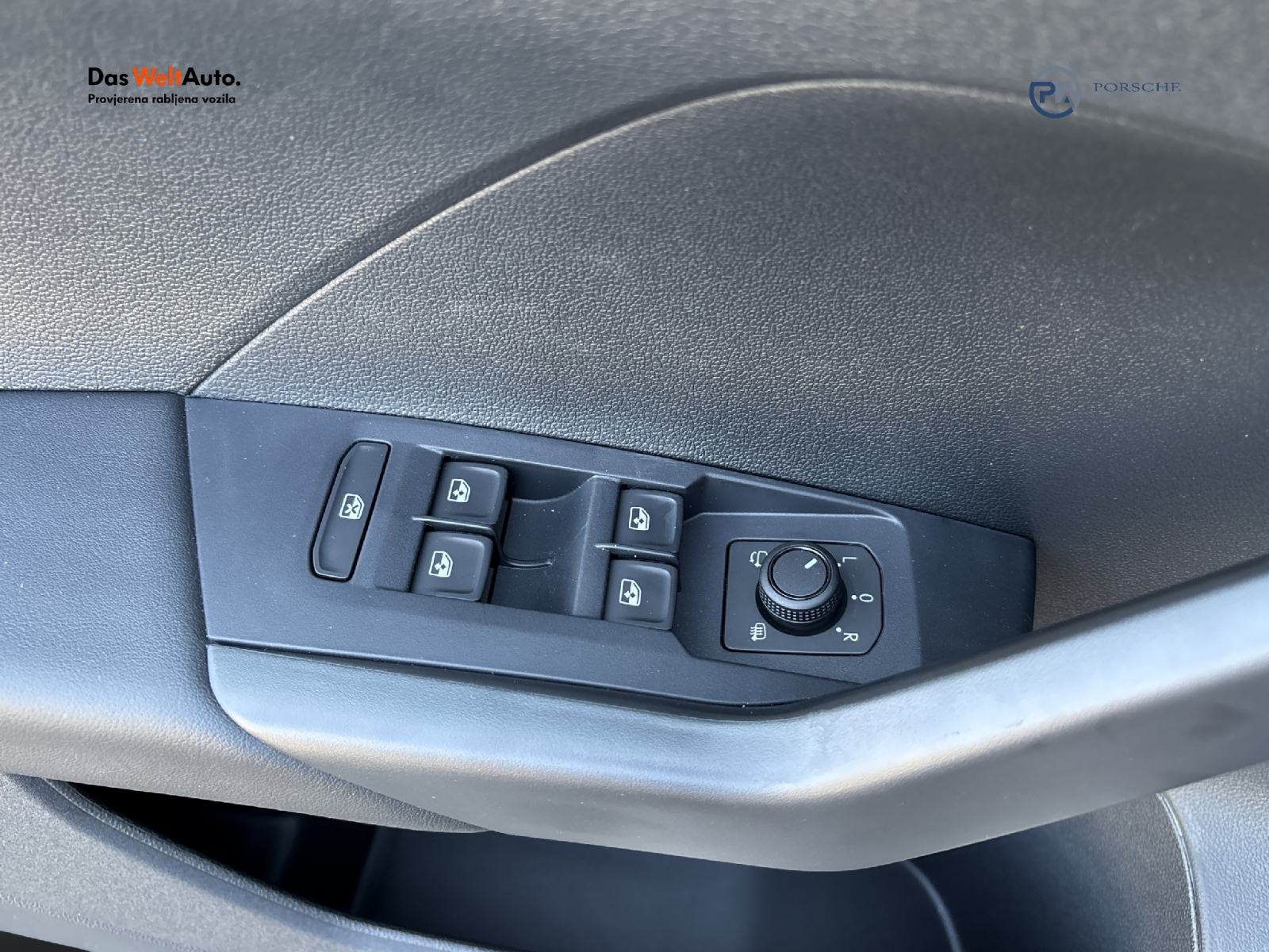 VW T-Cross 1.0 TSI DSG Life Plus, fotografija 20