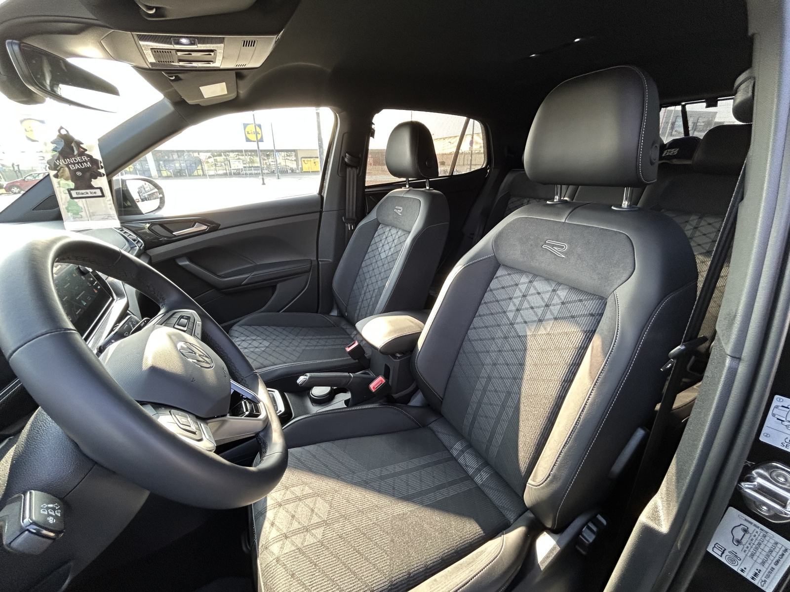 VW T-Cross 1.0 TSI R-Line Plus *7.5tkm*DSG*Matrix*Kamera*Gri.sjedala*, fotografija 17