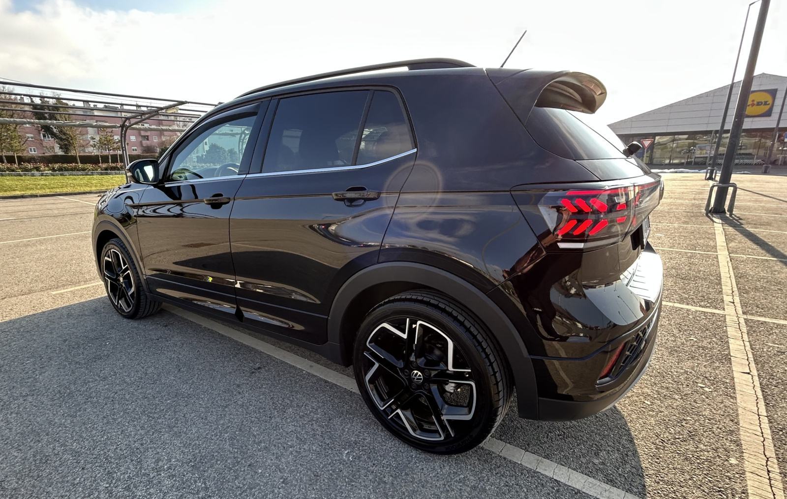 VW T-Cross 1.0 TSI R-Line Plus *7.5tkm*DSG*Matrix*Kamera*Gri.sjedala*, fotografija 5